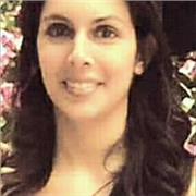 Laureata in Lingue e Letterature straniere impartisce lezioni private di Francese alla scuola secondaria di primo e secondo grado